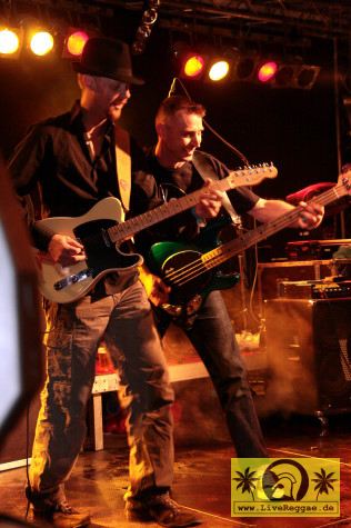 The Hotknives (UK) 12. This Is Ska Festival, Wasserburg Rosslau 27. Juni 2008 (11).JPG